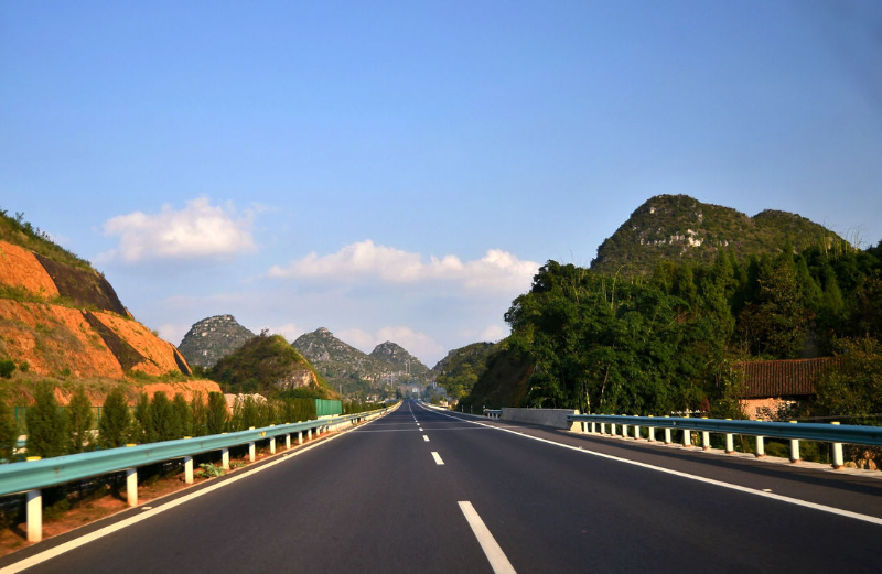 高速公路建設的重要性1-1022